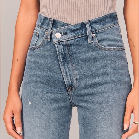 Abercrombie 90s Ultra High Rise Straight Jeans Criss Cross Button - Picture 2 of 7